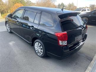 2012 Toyota corolla Fielder station wagon - Thumbnail