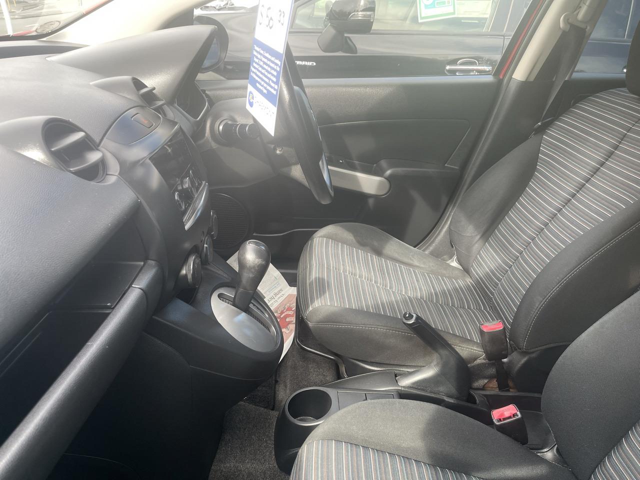 2008 Mazda demio 5 door hatch