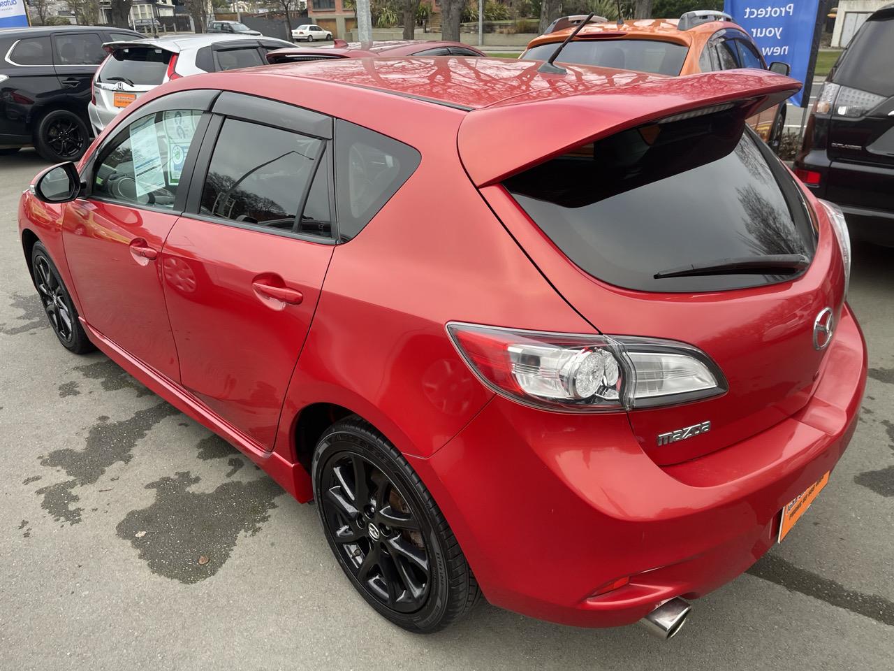 2013 Mazda axela sport 20s