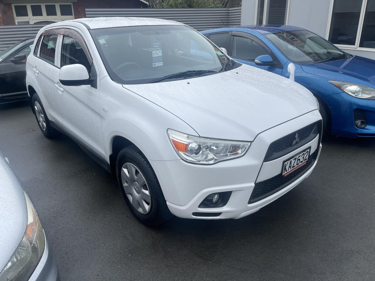 2010 Mitsubishi RVR